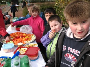 Lecker! Das von den Eltern gespendete Fitnessbuffet