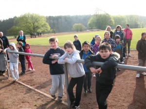 Warten gehört auch dazu! Anstehen beim 800 oder 1000 Meterlauf