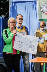 Frau Meier bedankt sich