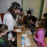 Es wird lecker Popcorn gemacht.